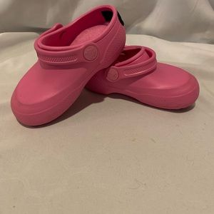 Little Girl pink crocs